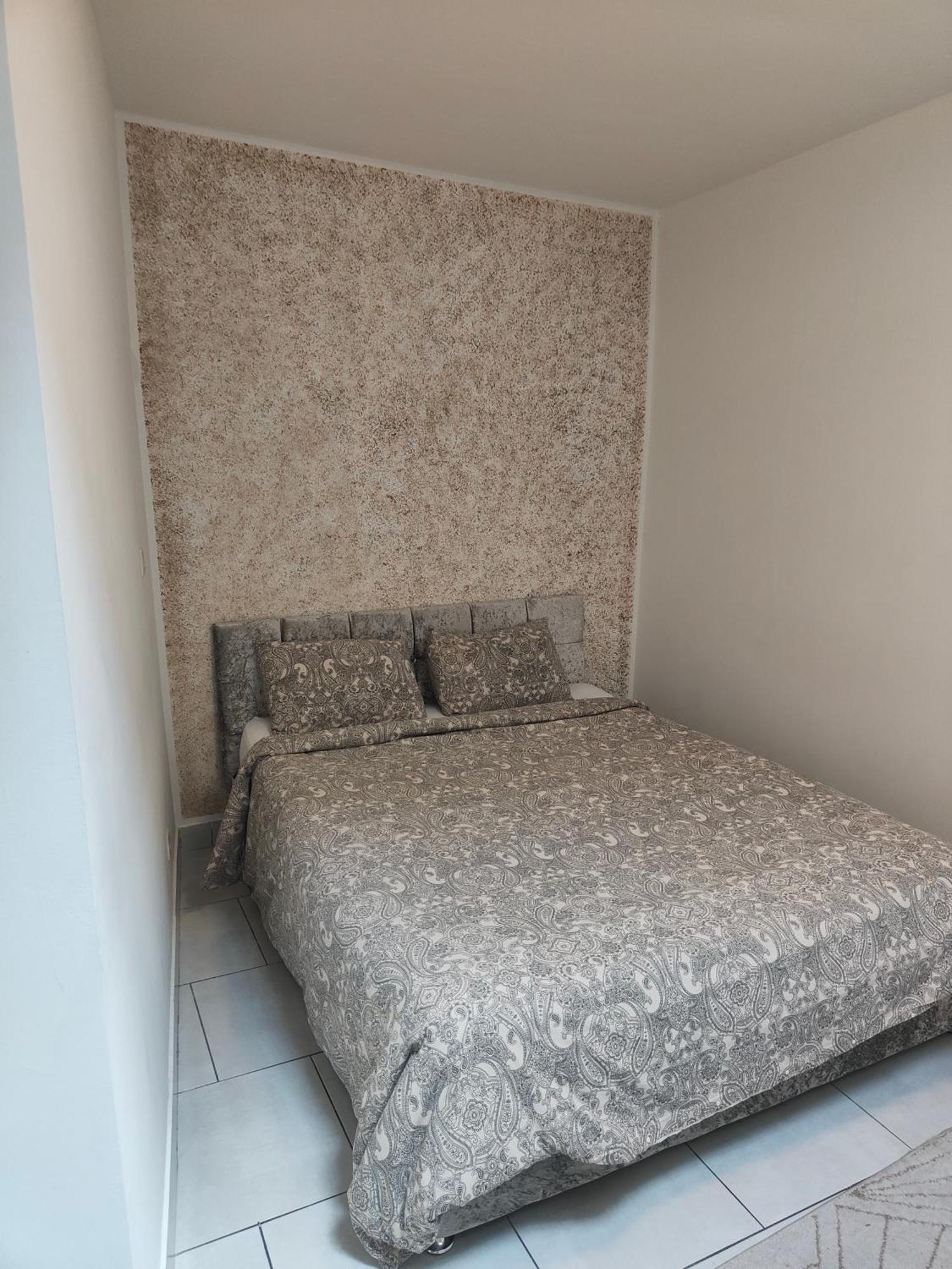 Bel Appartement Confortable モンス エクステリア 写真